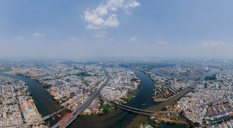 Nhà liền thổ trong các dự án ở Thành phố Hồ Chí Minh có giá bán đạt mức gần 110 triệu đồng cho mỗi m2 đất, tăng 24,7% theo năm.