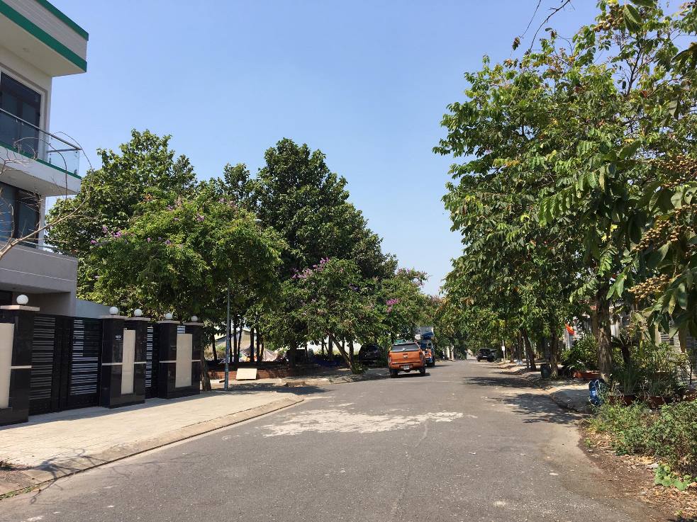Đường khu lô đất hẻm quộc lộ 13 phường Hiệp Bình Phước quận Thủ Đức.