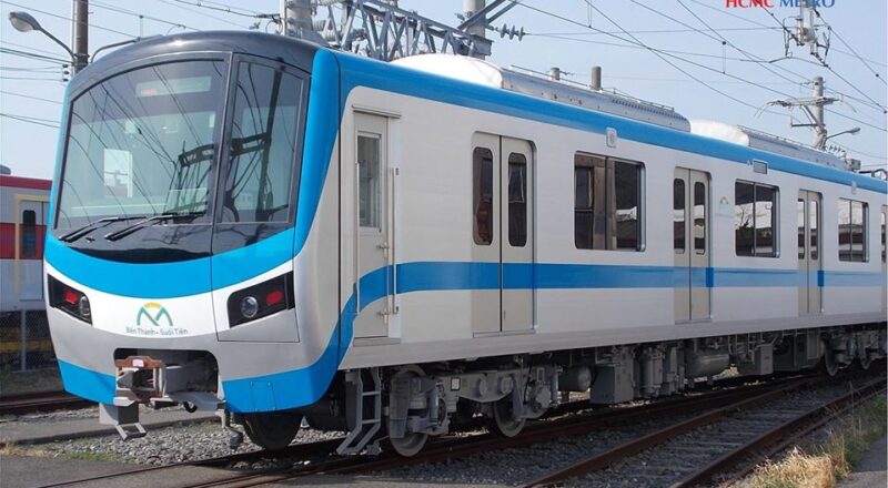 Nhà thầu kiểm tra kỹ thuật tàu metro số 1 tại Nhật Bản trước khi vận chuyển về Việt Nam.