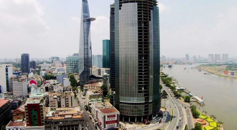 Doanh nghiệp "tí hon" muốn hồi sinh dự án Saigon One Tower tọa lạc trên "đất vàng" đường Tôn Đức Thắng, quận 1, hướng nhìn ra sông Sài Gòn.