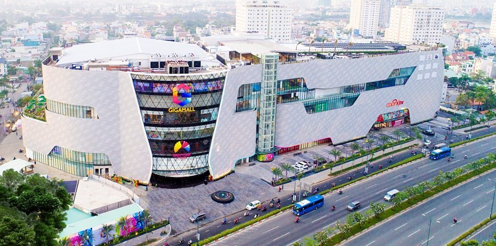 Trung tâm thương mại GigaMall tại số 240 - 242 Phạm Văn Đồng, thành phố Thủ Đức do Khang Gia Land (nay là CTCP Đầu tư Thương mại Dịch vụ GigaMall Việt Nam) làm chủ đầu tư. 