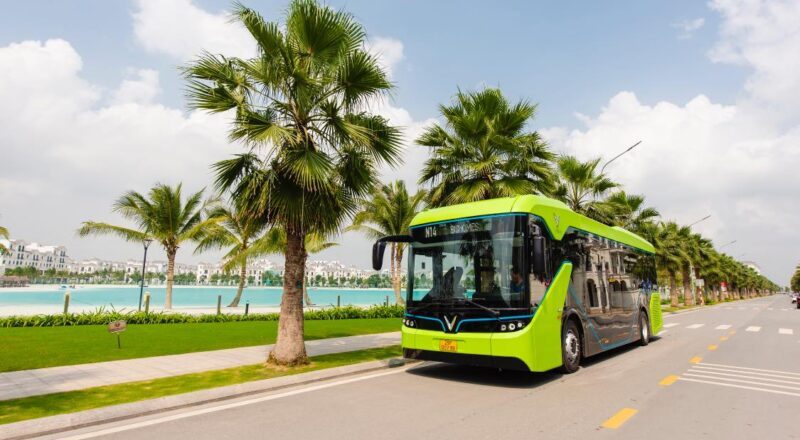 Những chiếc xe bus điện thông minh VinBus đã về đến Vinhomes Grand Park vào cuối 5/2021.