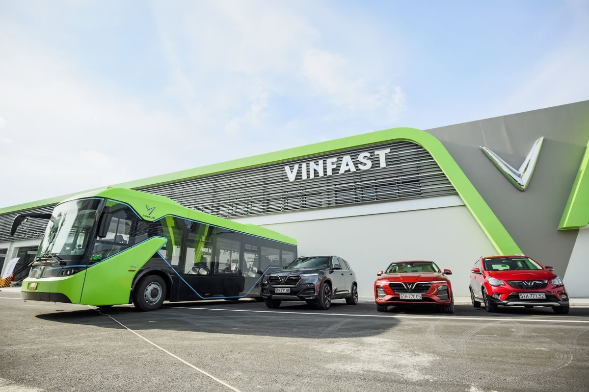 Tuyến xe buýt điện thông minh VinBus chính thức hoạt động tại Phú Quốc