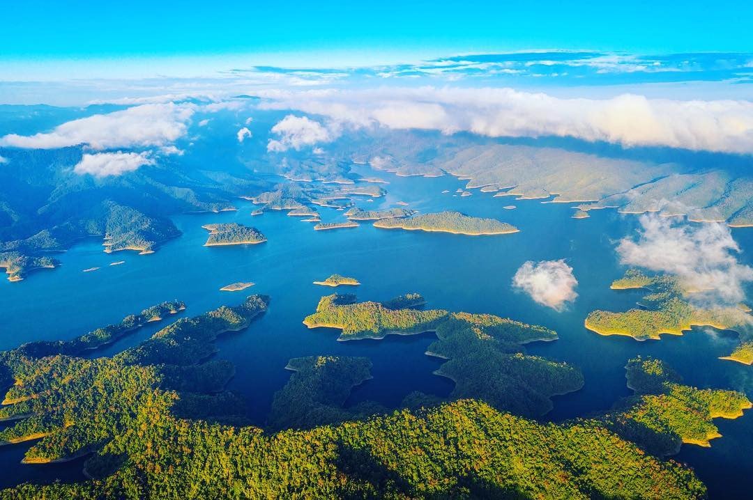 Hồ Tà Đùng được ví như Vịnh Hạ Long ở Tây Nguyên