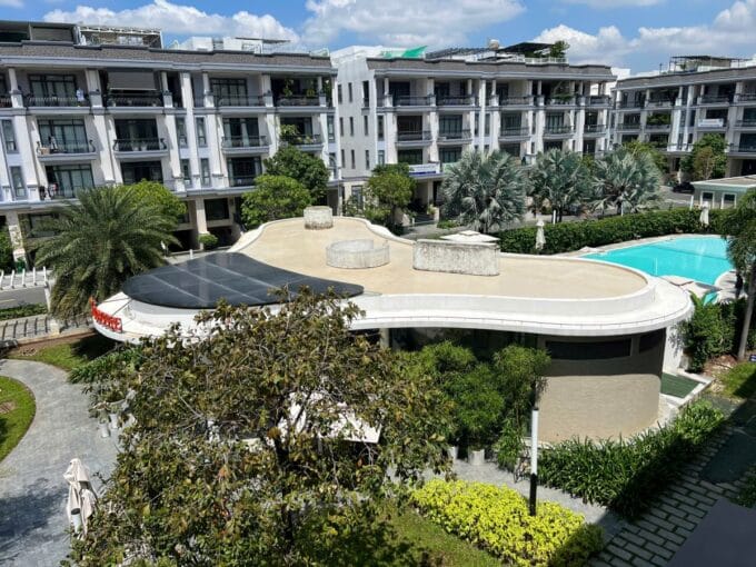 Bán nhà phố 154m2 Vạn Phúc City ngay công viên hồ bơi N503