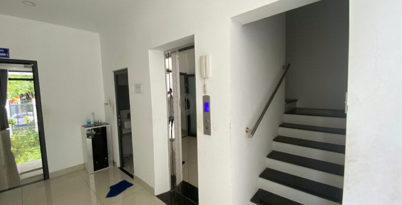 Nhà phố 103m2 Vạn Phúc City có thang máy L50
