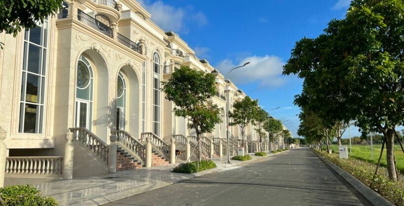 Biệt thự Sunlake Villas sổ hồng rẻ hơn 22 tỷ, vị trí gần sông hồ đáng sống bậc nhất Vạn Phúc City